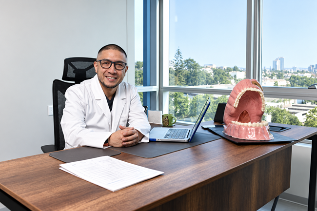Dr Alfredo Zuiko