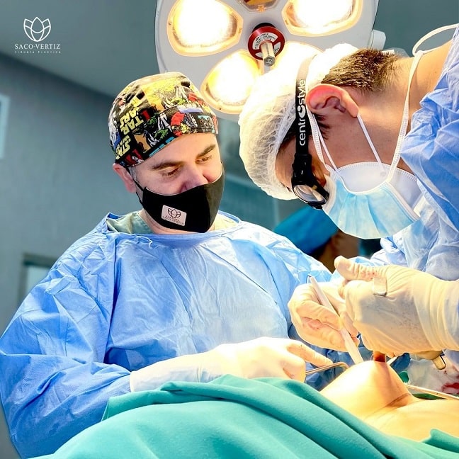 cambio de implantes mamarios