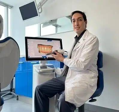 Dr Daniel Yuen