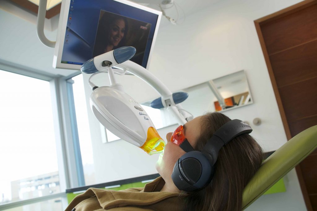 Zoom Teeth Whitening Lima, Peru